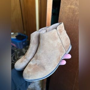 Cat & Jack girls tan booties size 1
